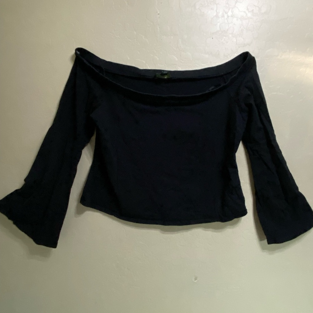 Black Off-Shoulder Bell Sleeve Crop Top